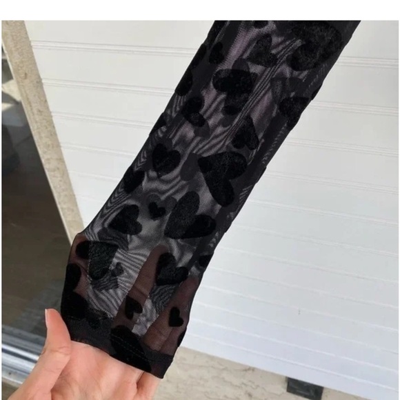 SHEIN Black Heart Pattern Mesh Top - Picture 3 of 4